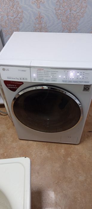 Продам рабочую стиральную машинк