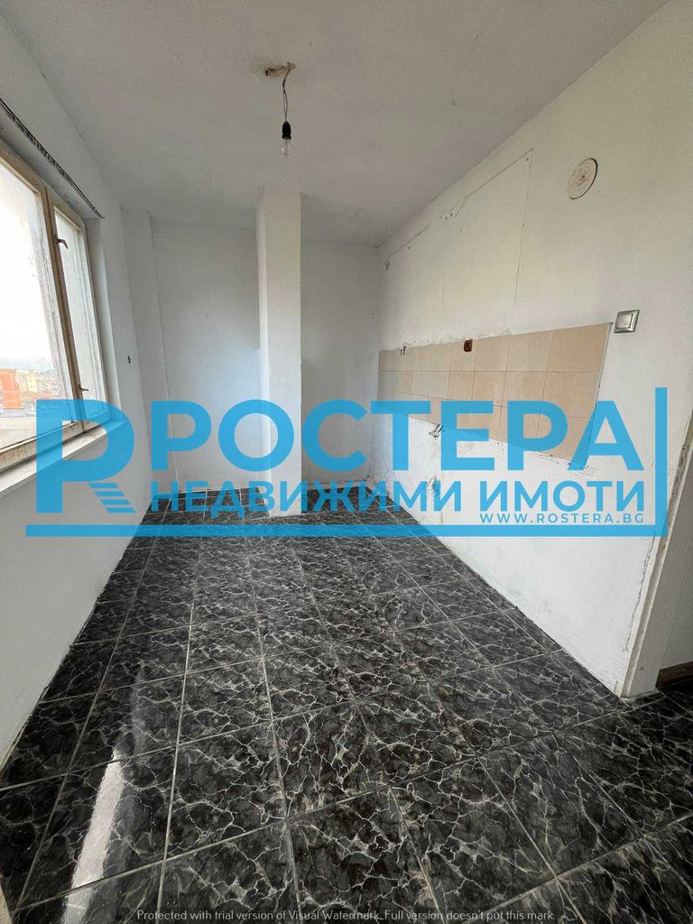 Продава се Двустаен апартамент в Търговище, Вароша - 67 кв.м за 952 €/кв.м - Снимка #4