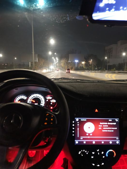 Lasetti 1.8 mexanika xolati yaxshi