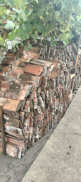 Vând țiglă 0,50 bani bucata