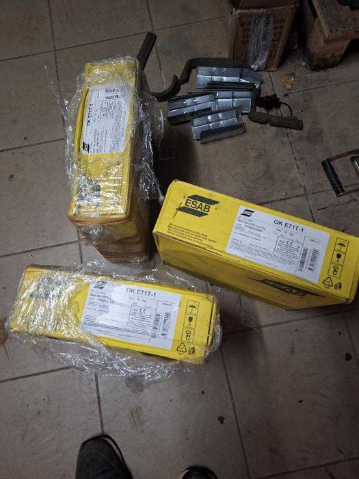 sarma de sudura OK 71T-1 cu diametrul 1,2 mm, 16 kg x 3  role