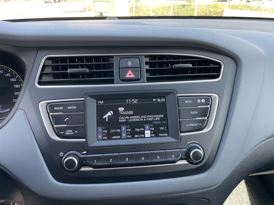 Vând Hyundai i20 - 2019 Led Line