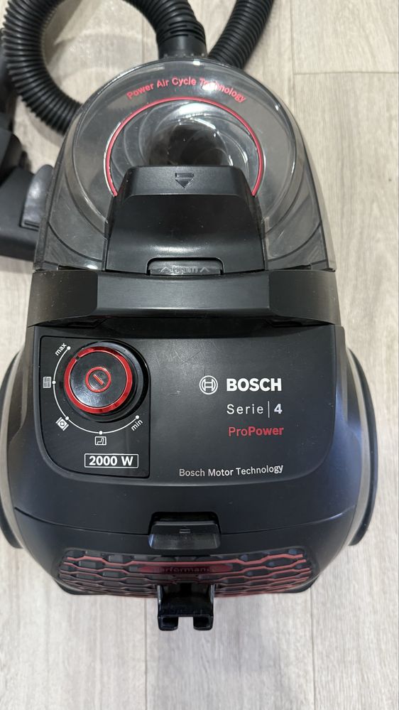 Продам пылесос BOSCH