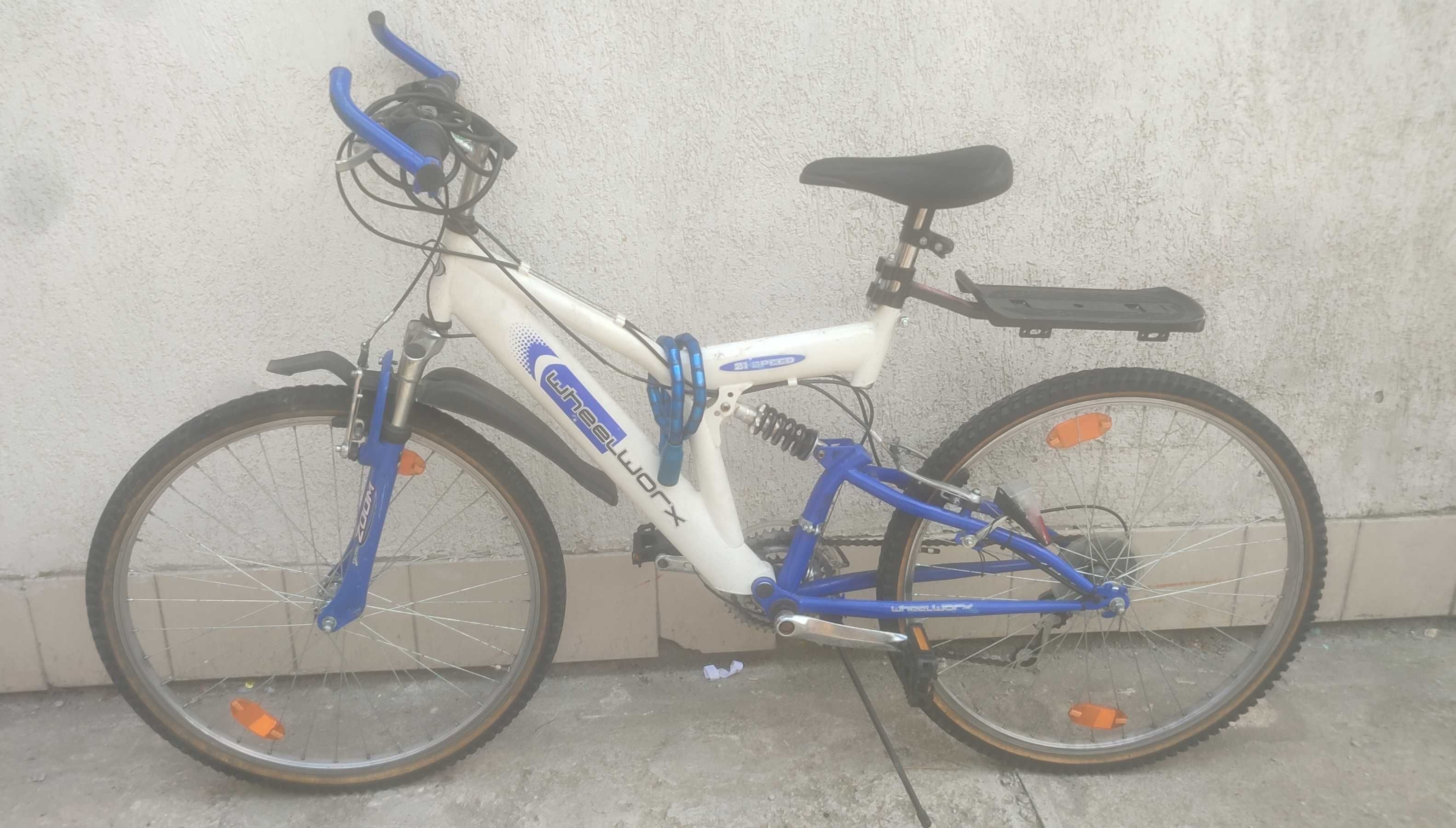 Bicicleta de vânzare