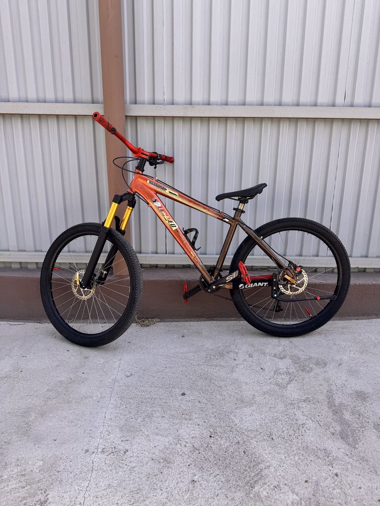 Тюнингованный велосипед Specialized hardrock