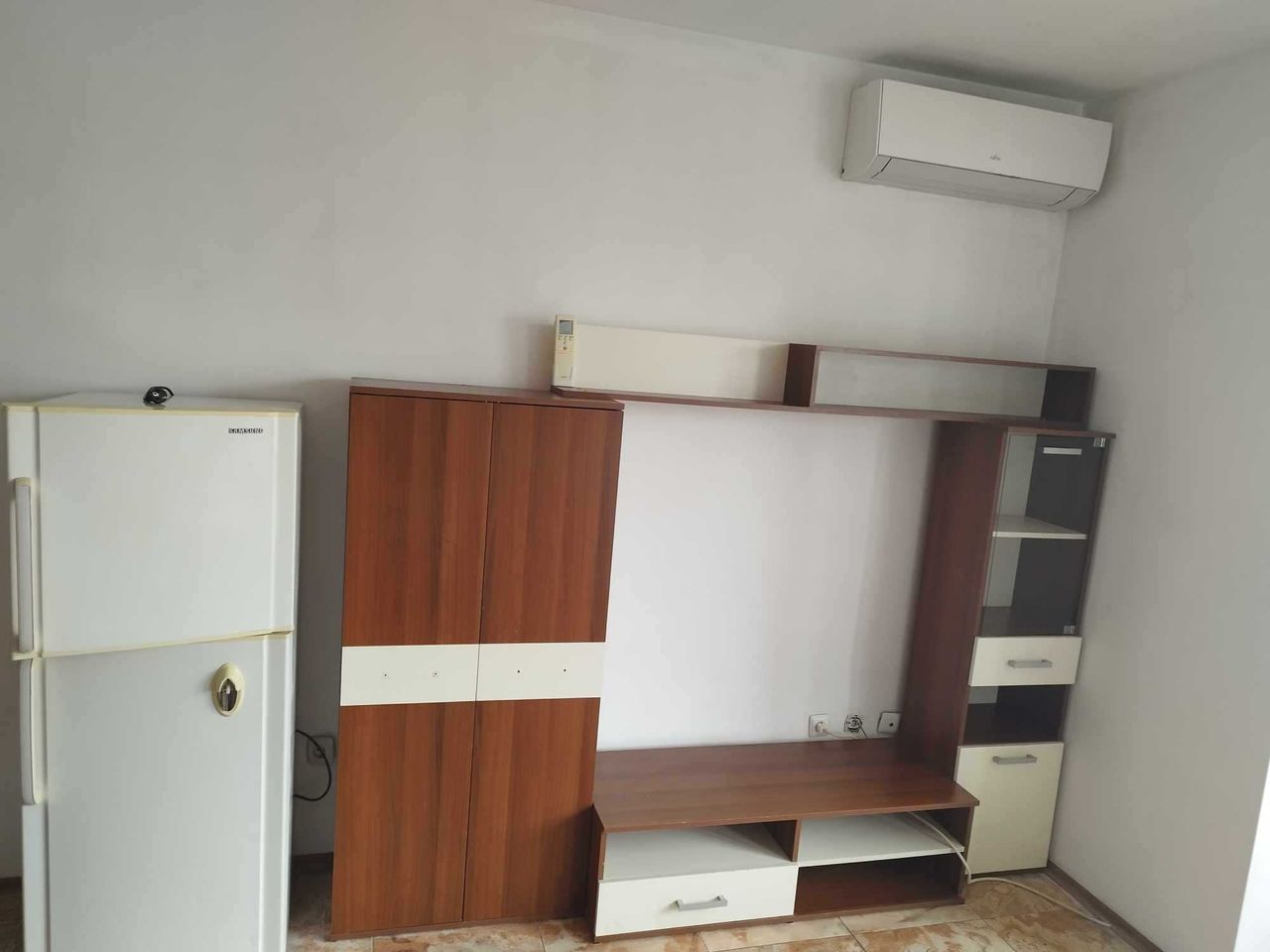Дава се под наем Тристаен апартамент в София, Център - 100 кв.м за 510 € - Снимка #3