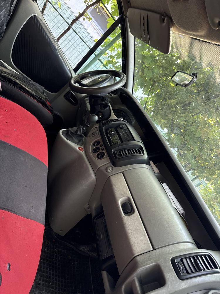 Renault trafic 2