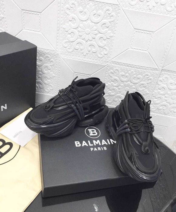 Balmain Sneackers Black 38