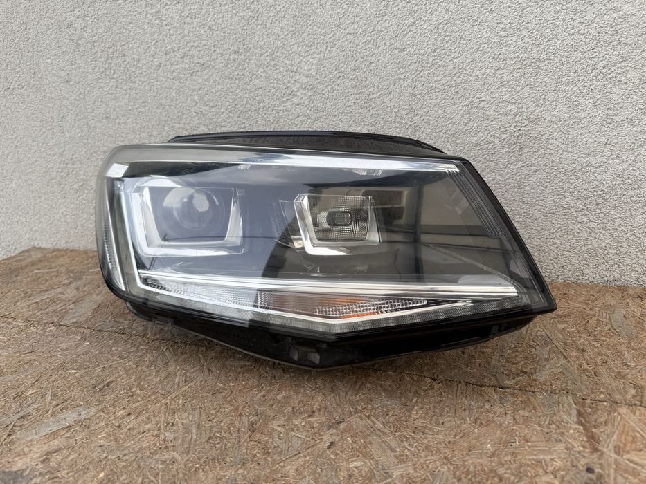 Far dreapta VW Caddy 2K Facelift Xenon + LED 2015-02020 Original