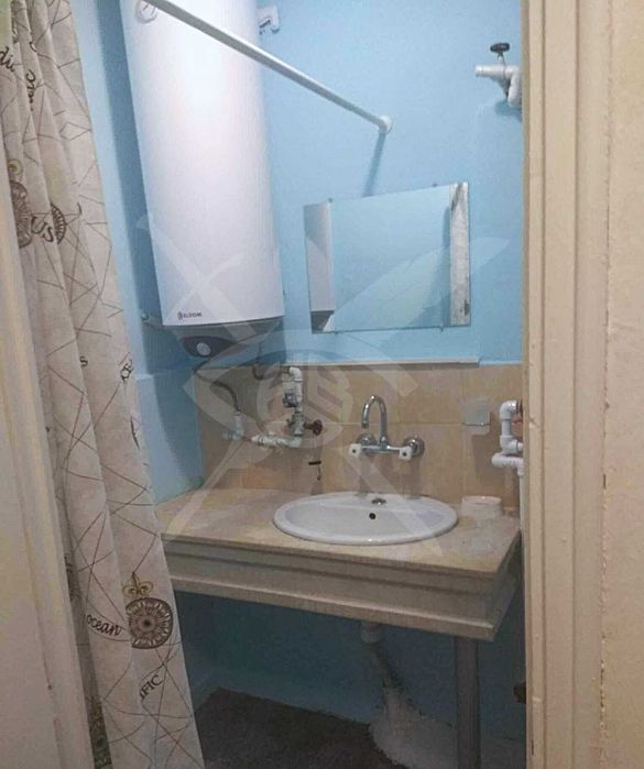 Дава се под наем Двустаен апартамент в Варна, Левски - 47 кв.м за 325 € - Снимка #3