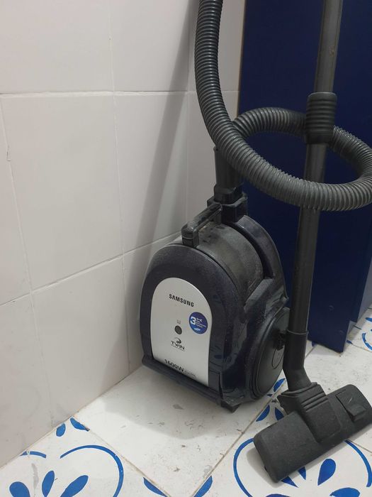 пылесосы самсунг на запчасти - 2 шт.