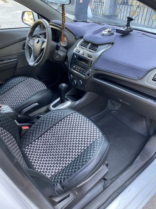 Cobalt 2019 avtomat, metan gazli sotiladi.