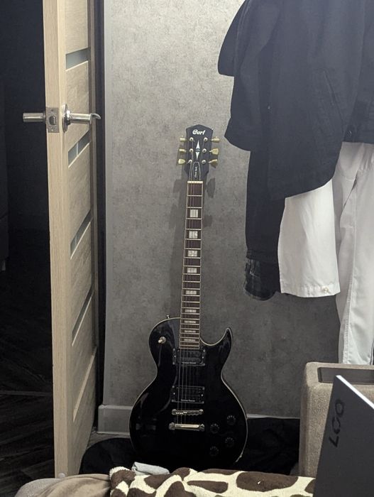 Электрогитара Cort Classic Rock 200