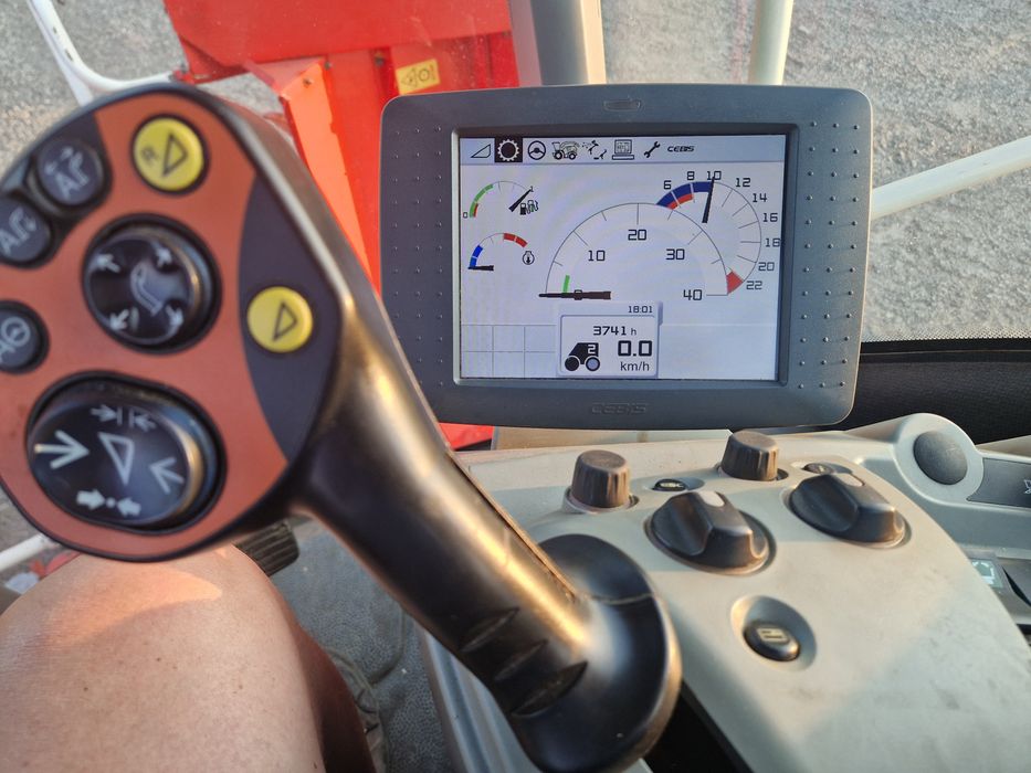 Tocator siloz Claas Jaguar .prestam si servici