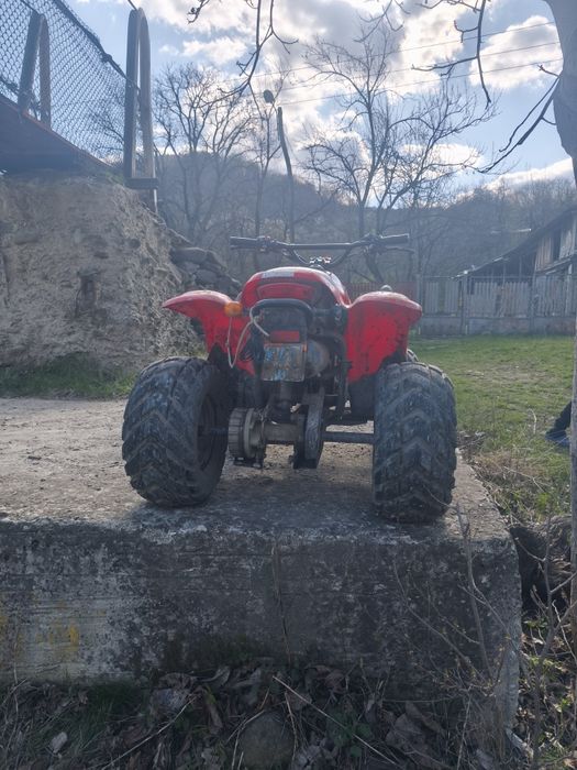 Vând ATV 100 cm³