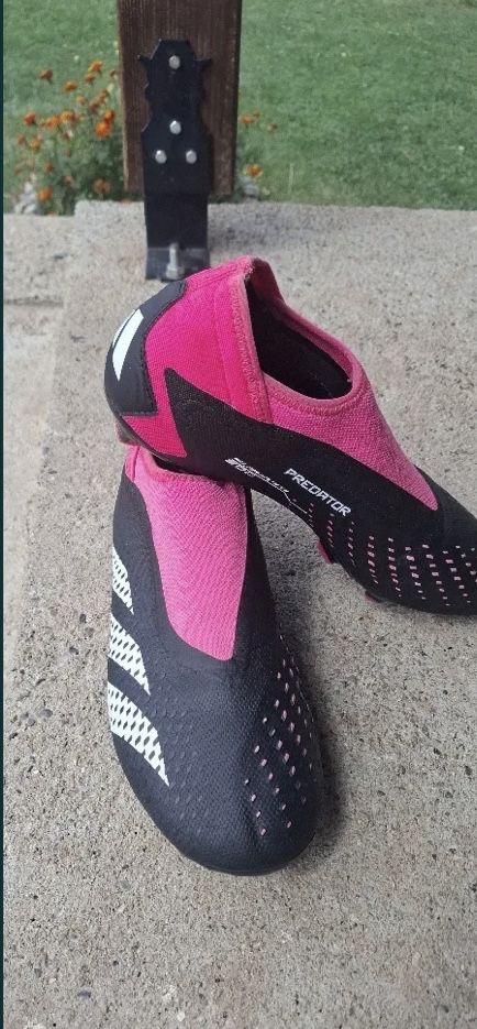 Бутонки Adidas Predator