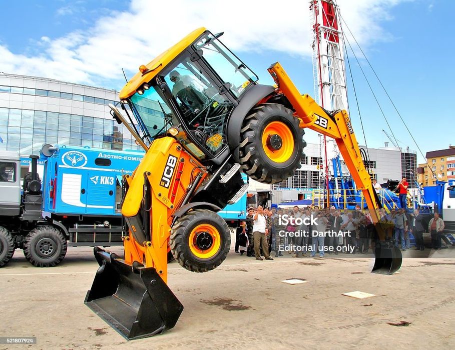 Услуги Экскаватора-погрузчика 3в1 в городе Тараз