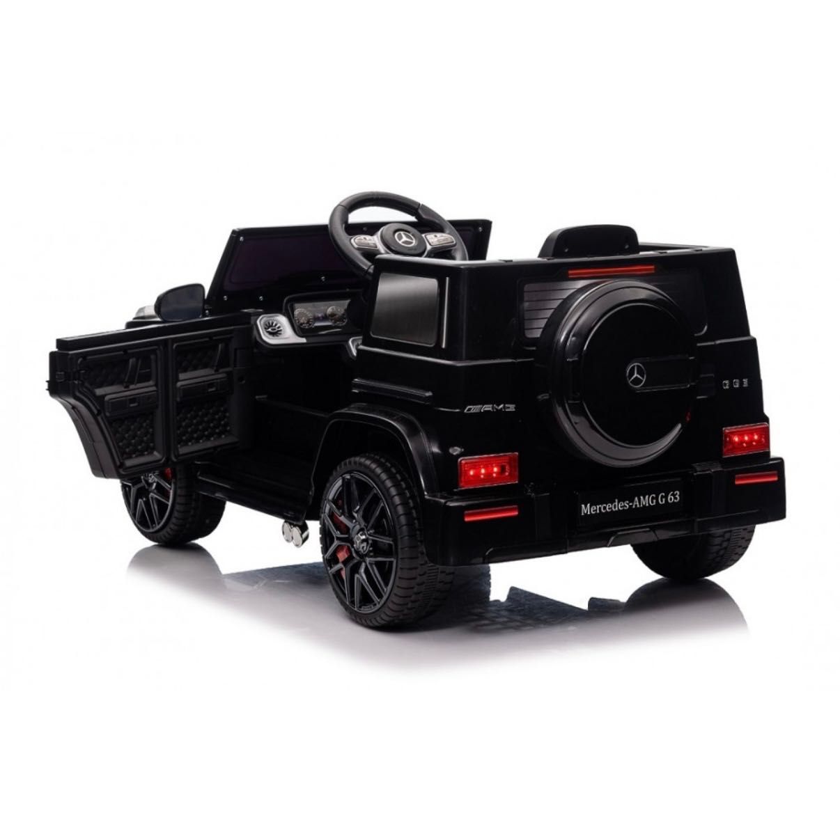 Електрическа кола Mercedes benz G63 AMG с два мотора