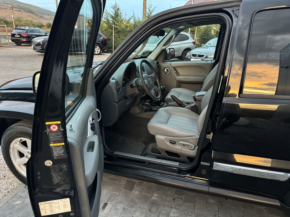 Jeep Ceroke 2,8 Disel, 4X4, Manual Import Italia