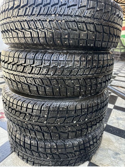 Комплект зимней резины 205/65/15