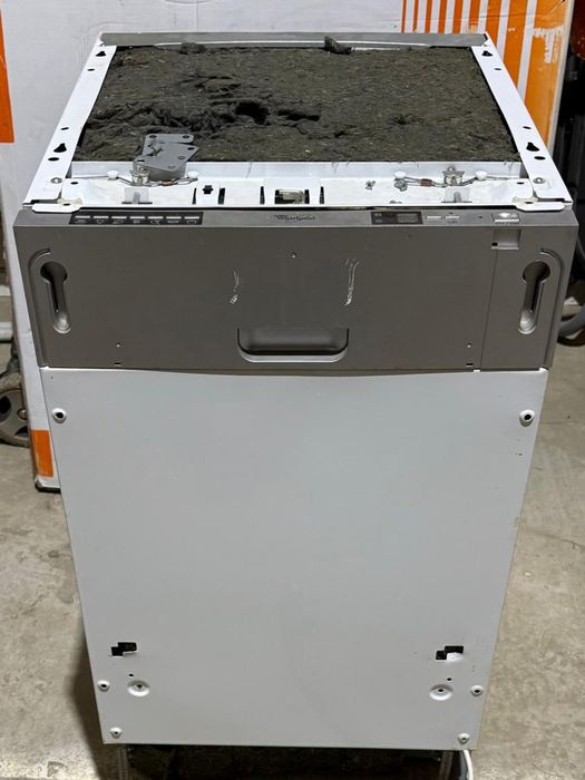 Посудомоечная  машина Whirlpool