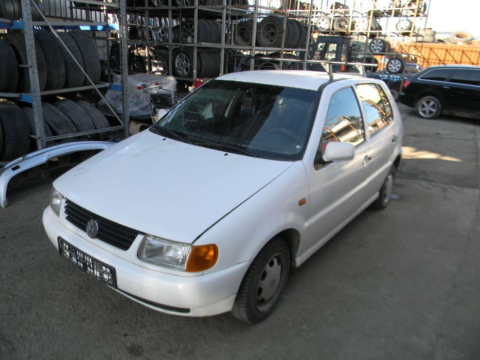 Dezmembrari  VW POLO (6N1)  1994  > 1999 60 1.4 Benzina