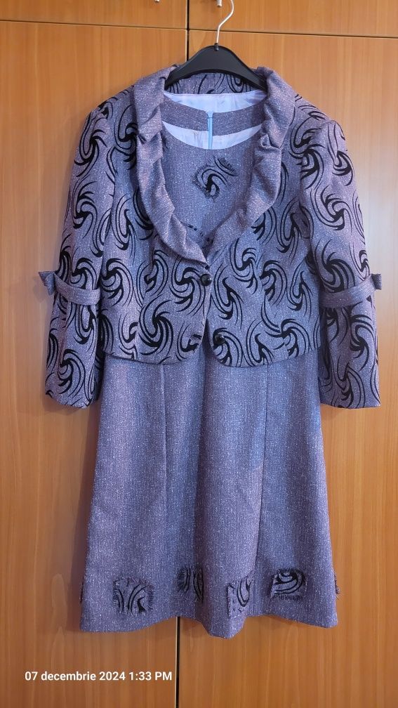 Rochie din stofa cu bolerou sau fara,mar 40