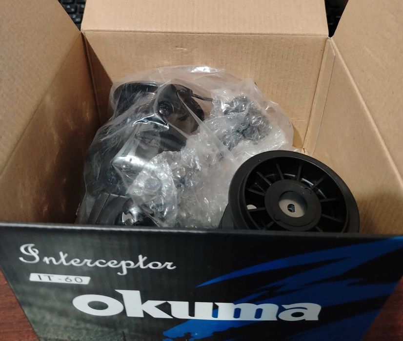 макари Okuma, въдици Otava,Germina,стойки, плувки