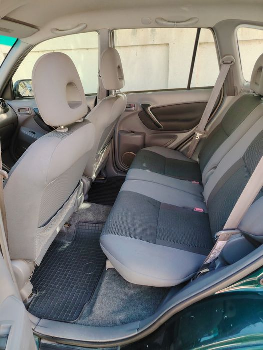 Vând Toyota Rav 4! 4x4! 2.0 Diesel