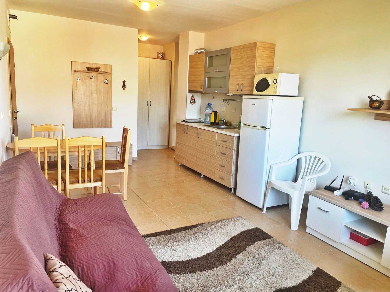 Продава се Двустаен апартамент в к.к. Слънчев бряг - 65 кв.м за 985 €/кв.м - Снимка #3