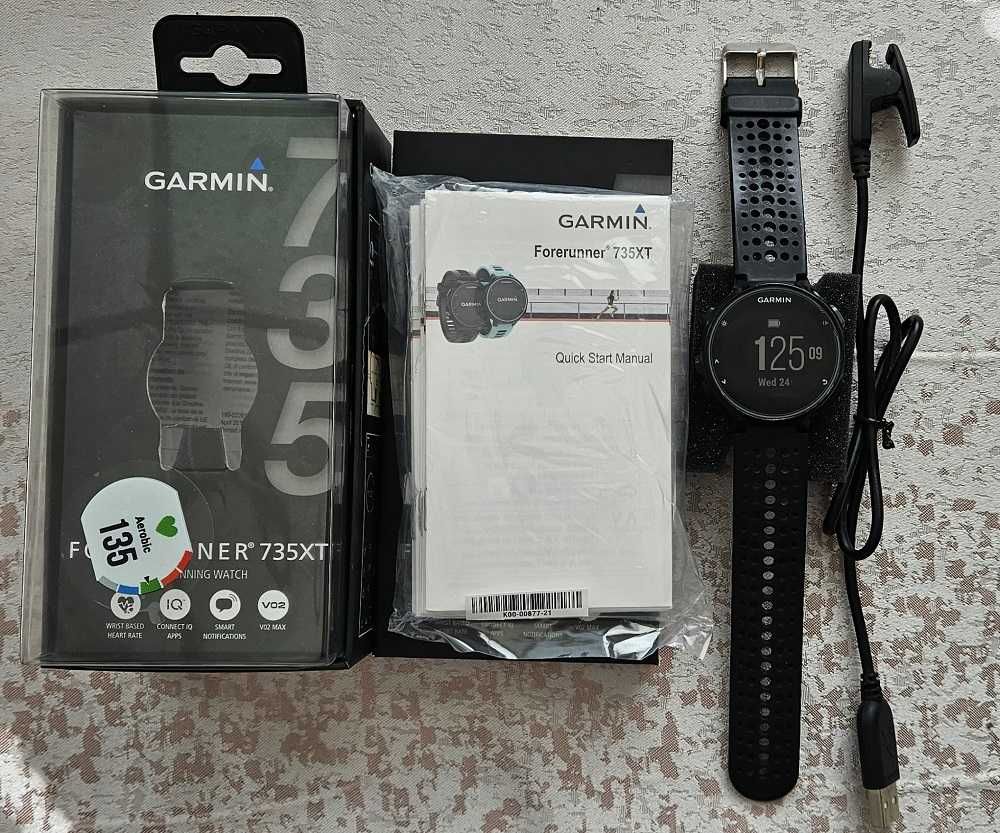 Часовник Garmin Forerunner 735xt