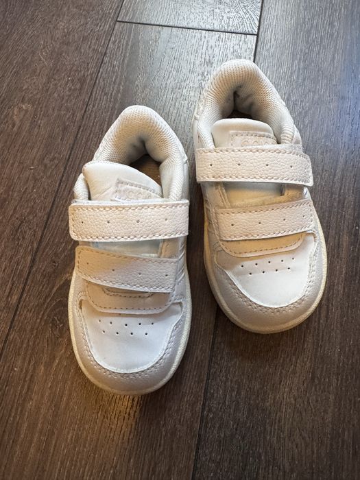 Маратонки Nike, Adidas, размер 21 и 22