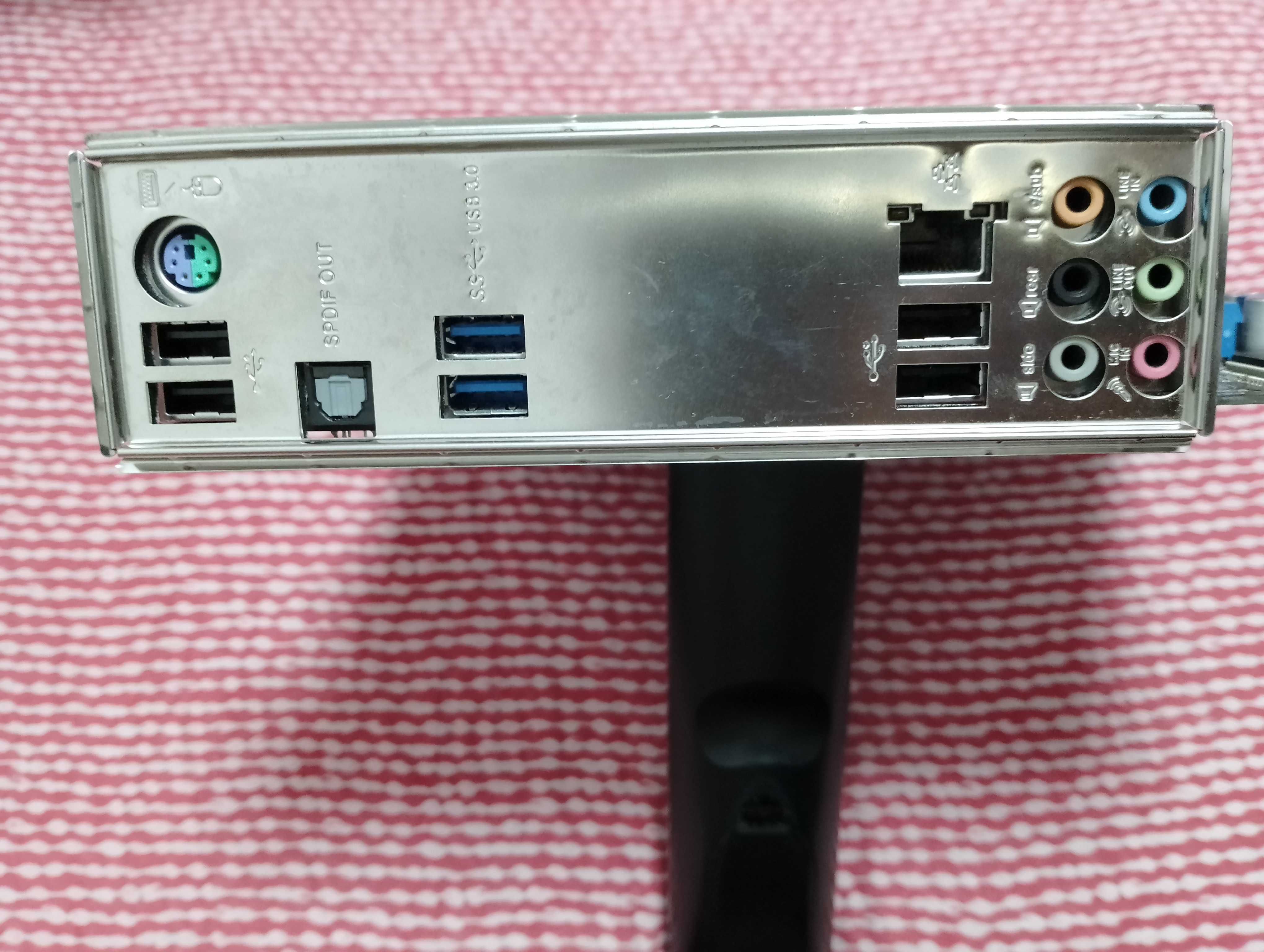 Дъно  АМ3+ ASUS M5A97  EVO2,cpu,fan и 16gb. ram