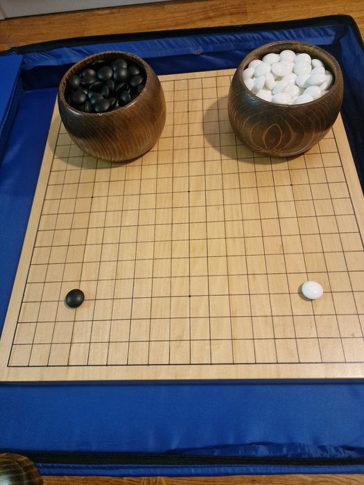 Goban Go + boluri + pietre - complet