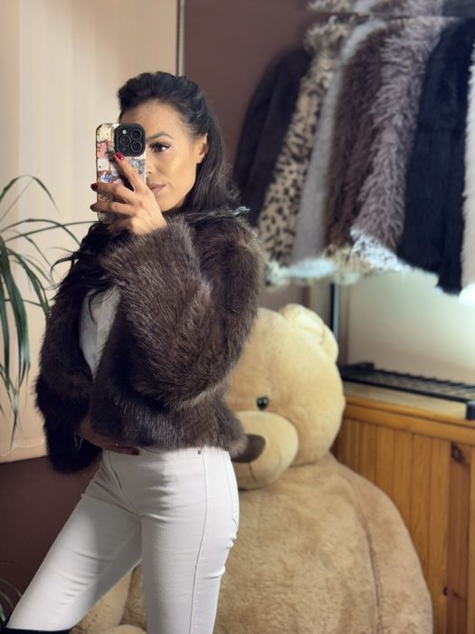 Палто в кафяво от висок клас еко косъм