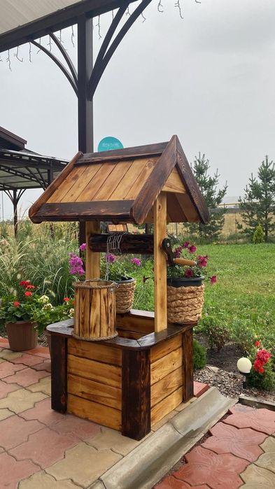 Колодец садовый декор