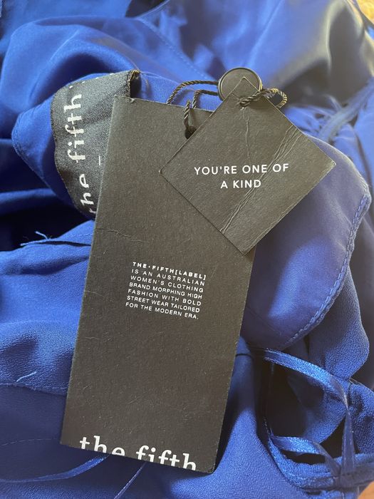 Rochie noua, subtire