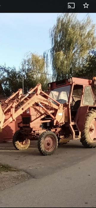 Vand U 650 cu încărcător  frontal