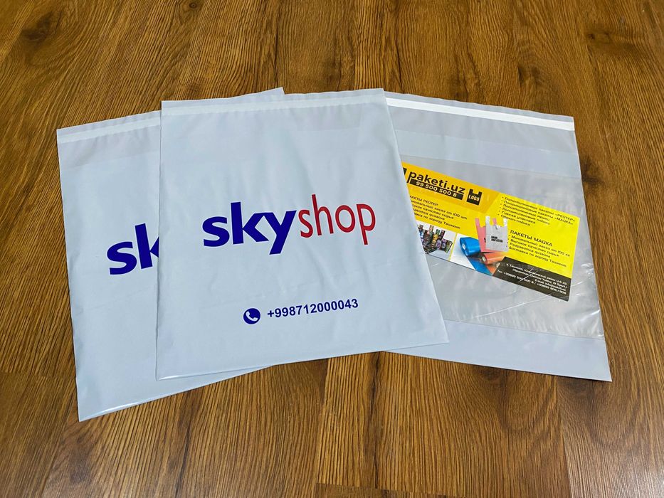 Брендингиз туширилган полиэтилен пакетлар ва рангбаранг кадоклар