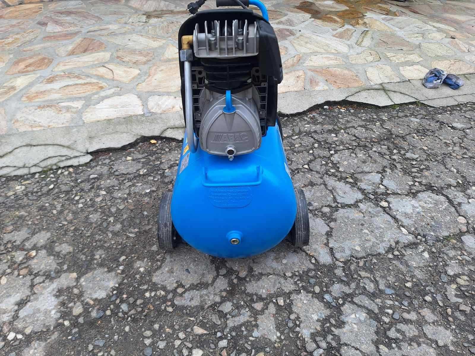 Маслен компресор Abac Montecarlo L25P  50л / 8 бара