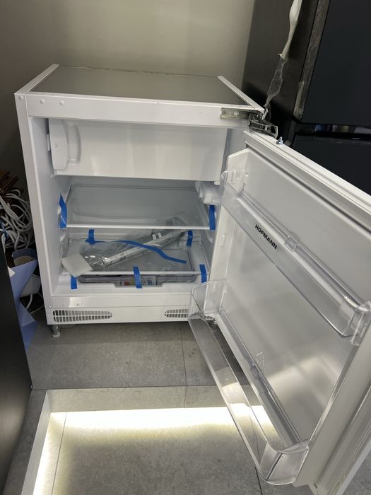 Встраиваемый мини - холодильник Hofmann