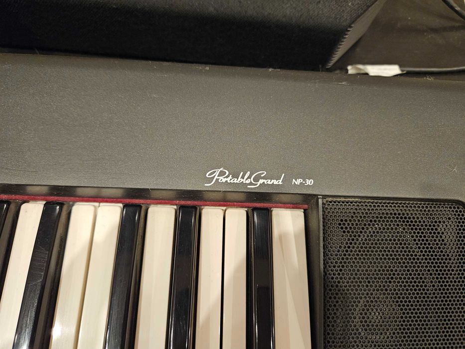 Yamaha NP 30 дигитално пиано 76 клавиша