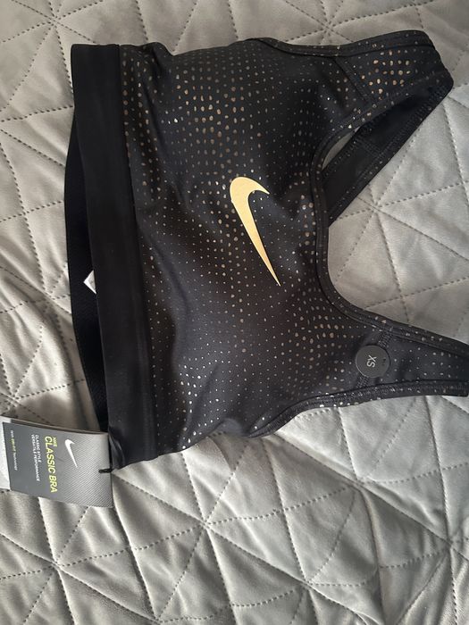 NIKE бютие 100%оригинално