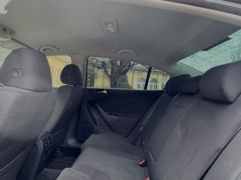 Vand Volkswagen Passat B6 1.6 FSI 2007