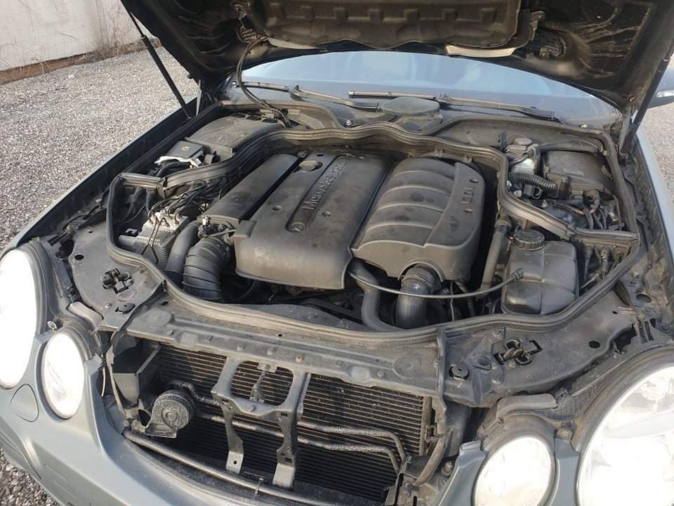 Mercedes E220 W211 OM646 авангард на части!!!