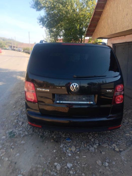Touran volkswagen