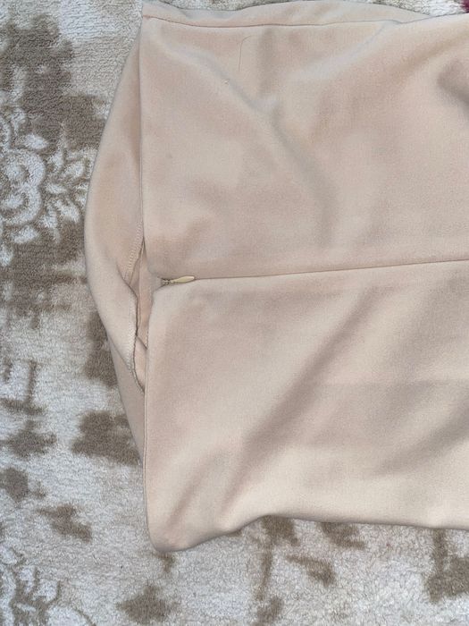 Продавам официлна рокля