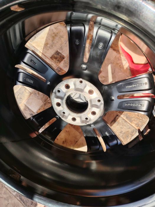 Jante originale Mercedes 5x112 R18 gaura centrala 66,6