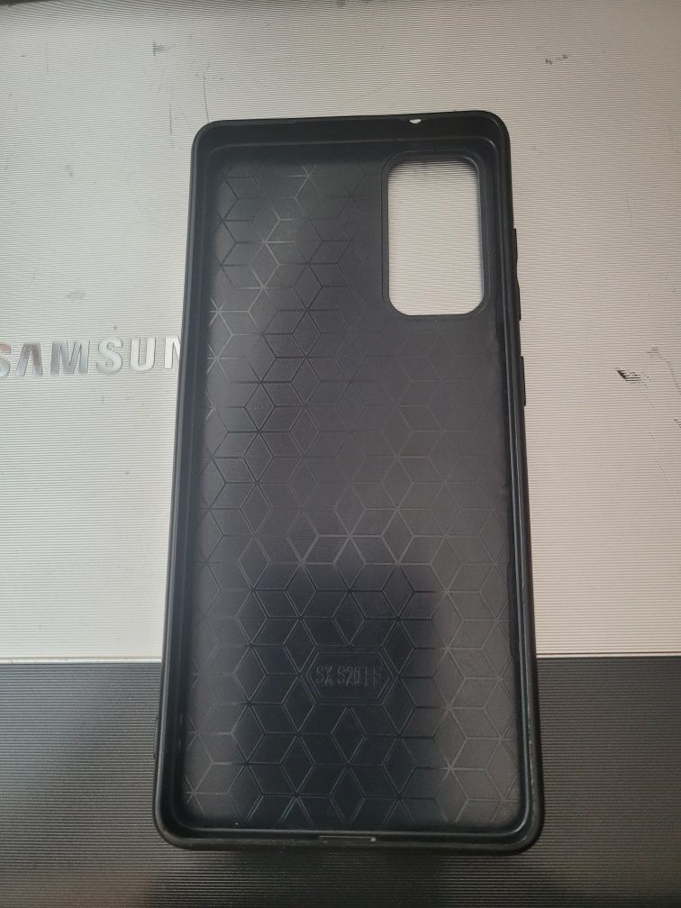 IQS DESIGN калъф за Samsung S20 FE.