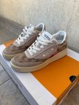 Дамски маратонки GUESS, бледо розови